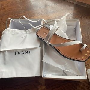 FRAME Le Santa Barbara Sandal new with tags